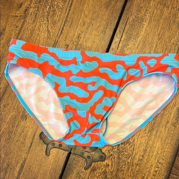 Bold Patterned Men's Swim Trunks - Picture 1 of 3